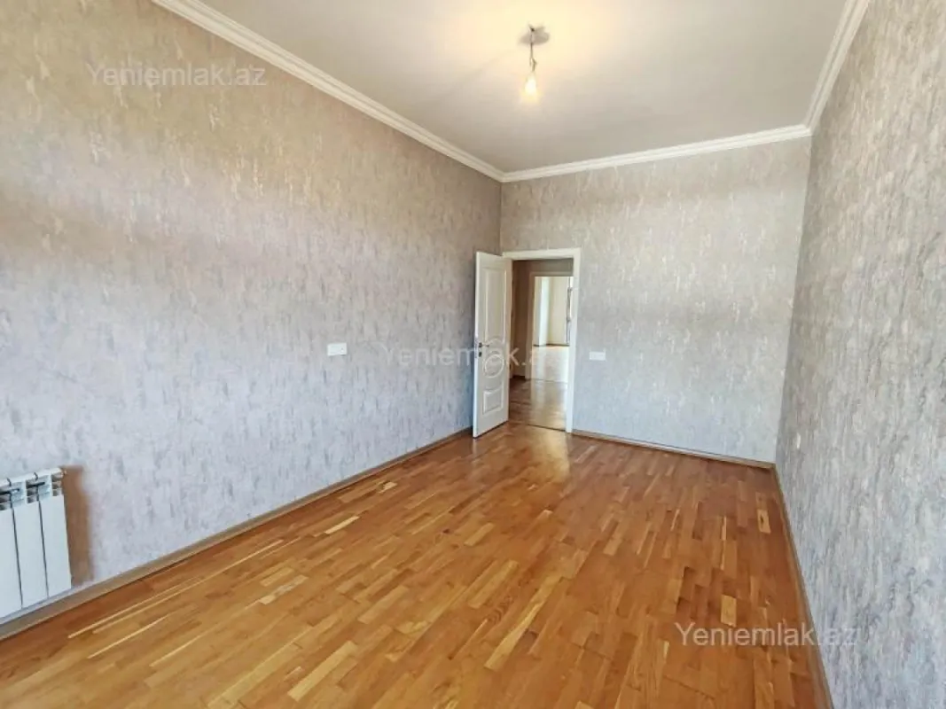 Satılır 3 otaqlı yeni tikili 115 m²