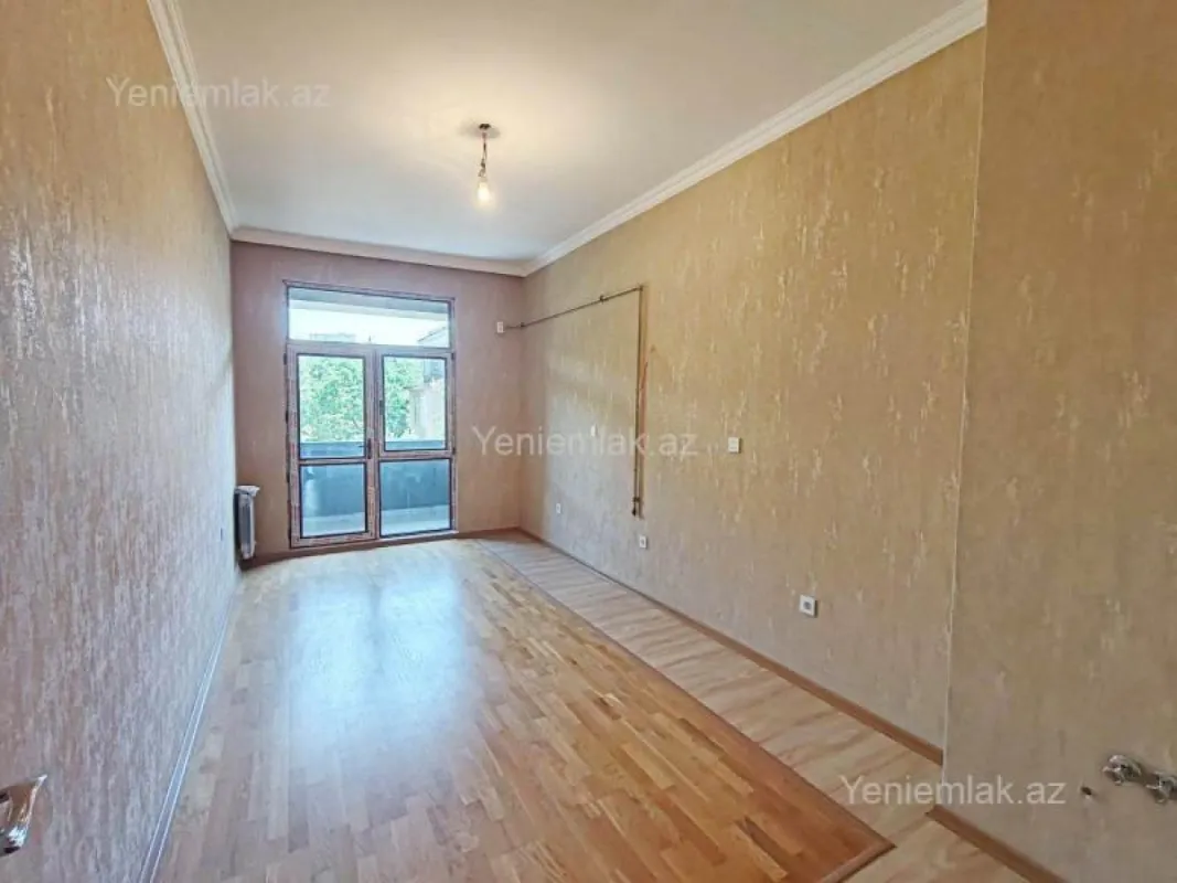 Satılır 3 otaqlı yeni tikili 115 m²