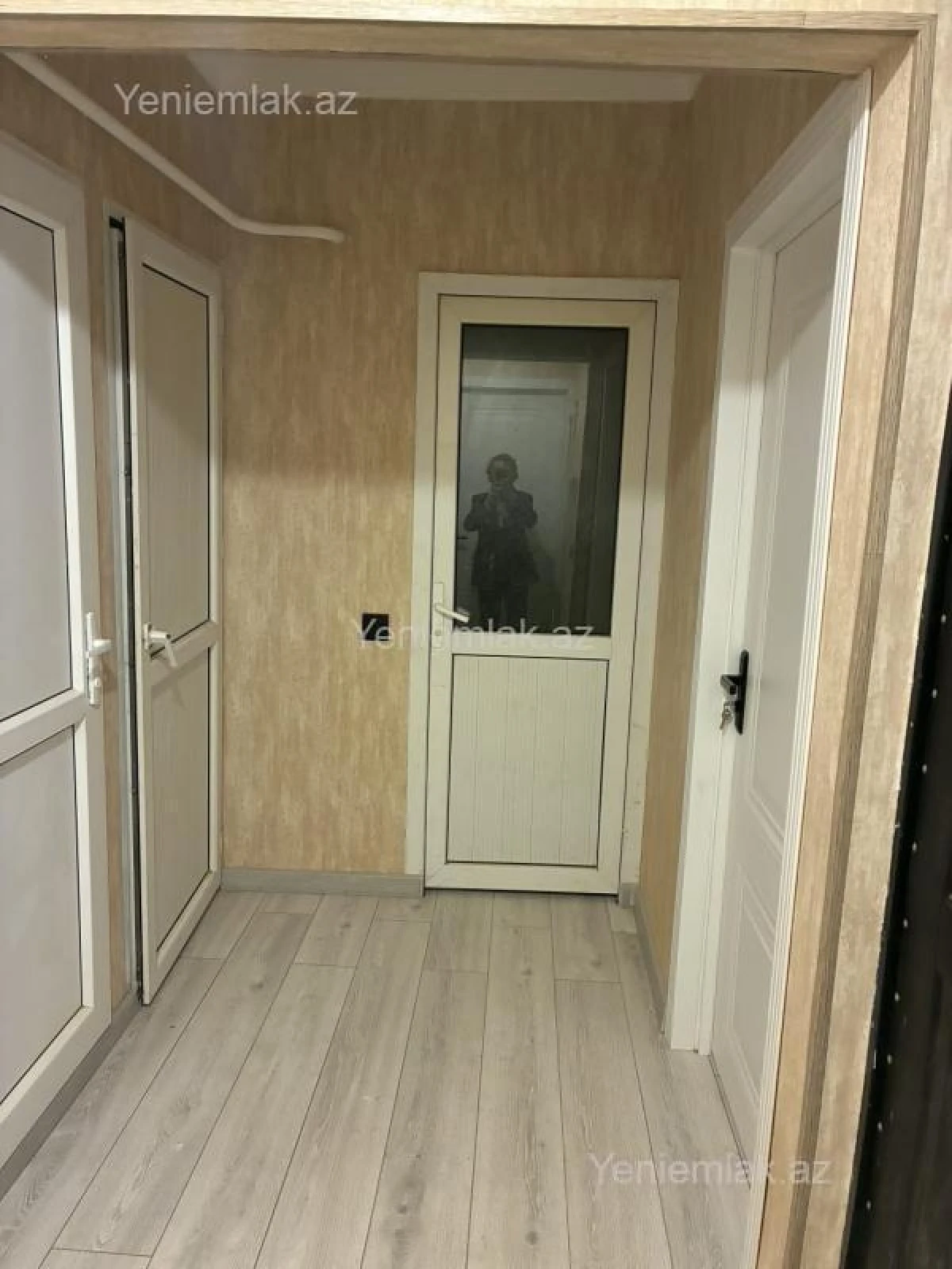 Satılır 2 otaqlı yeni tikili 60 m²
