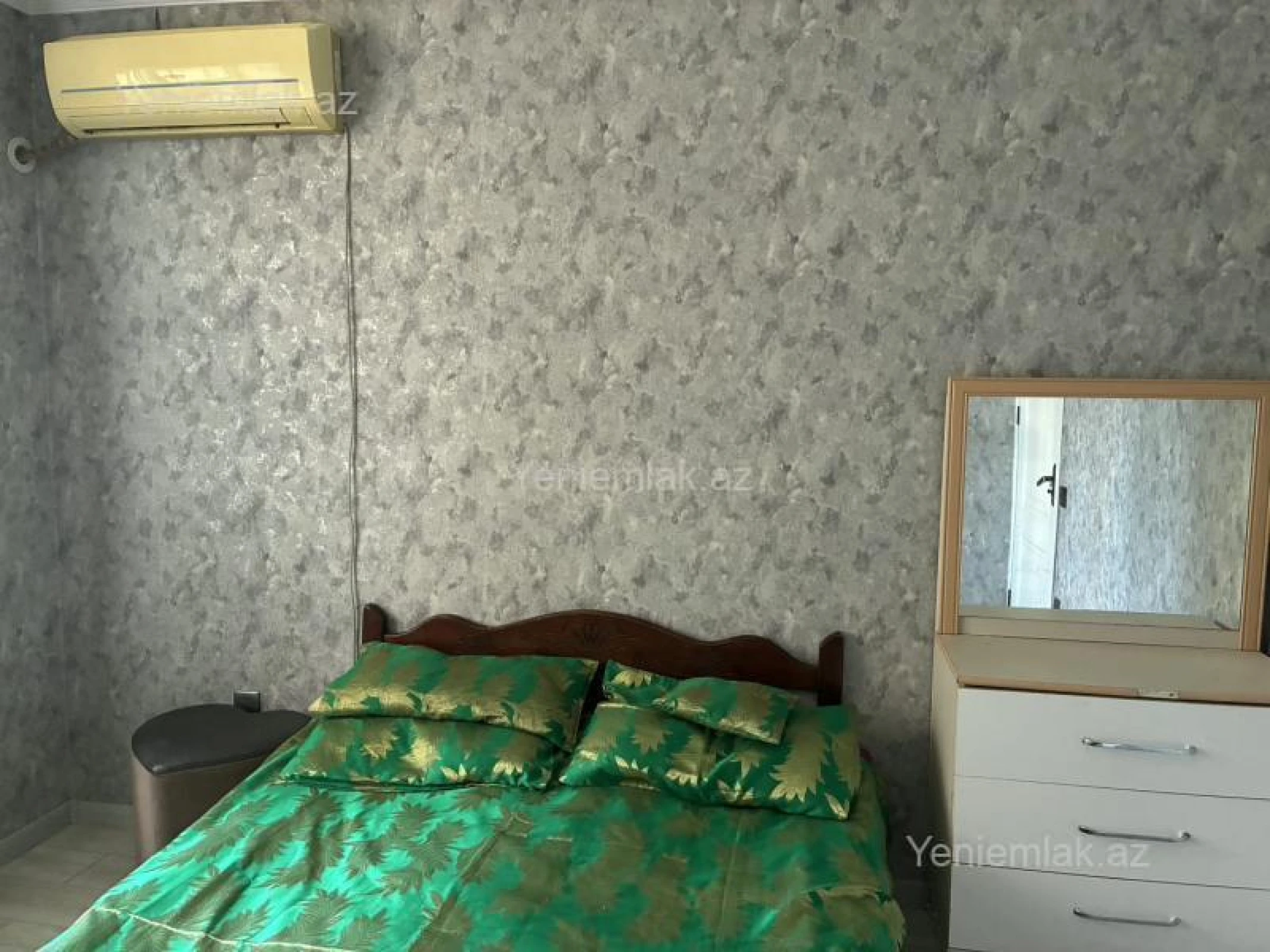 Satılır 2 otaqlı yeni tikili 60 m²