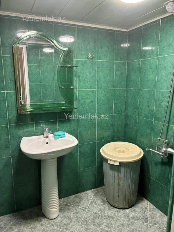 Satılır 2 otaqlı yeni tikili 60 m²