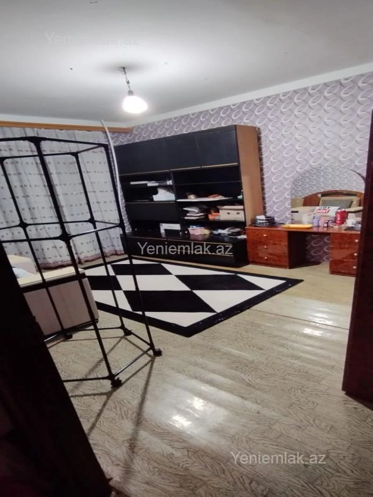 Satılır 3 otaqlı köhnə tikili 85 m²