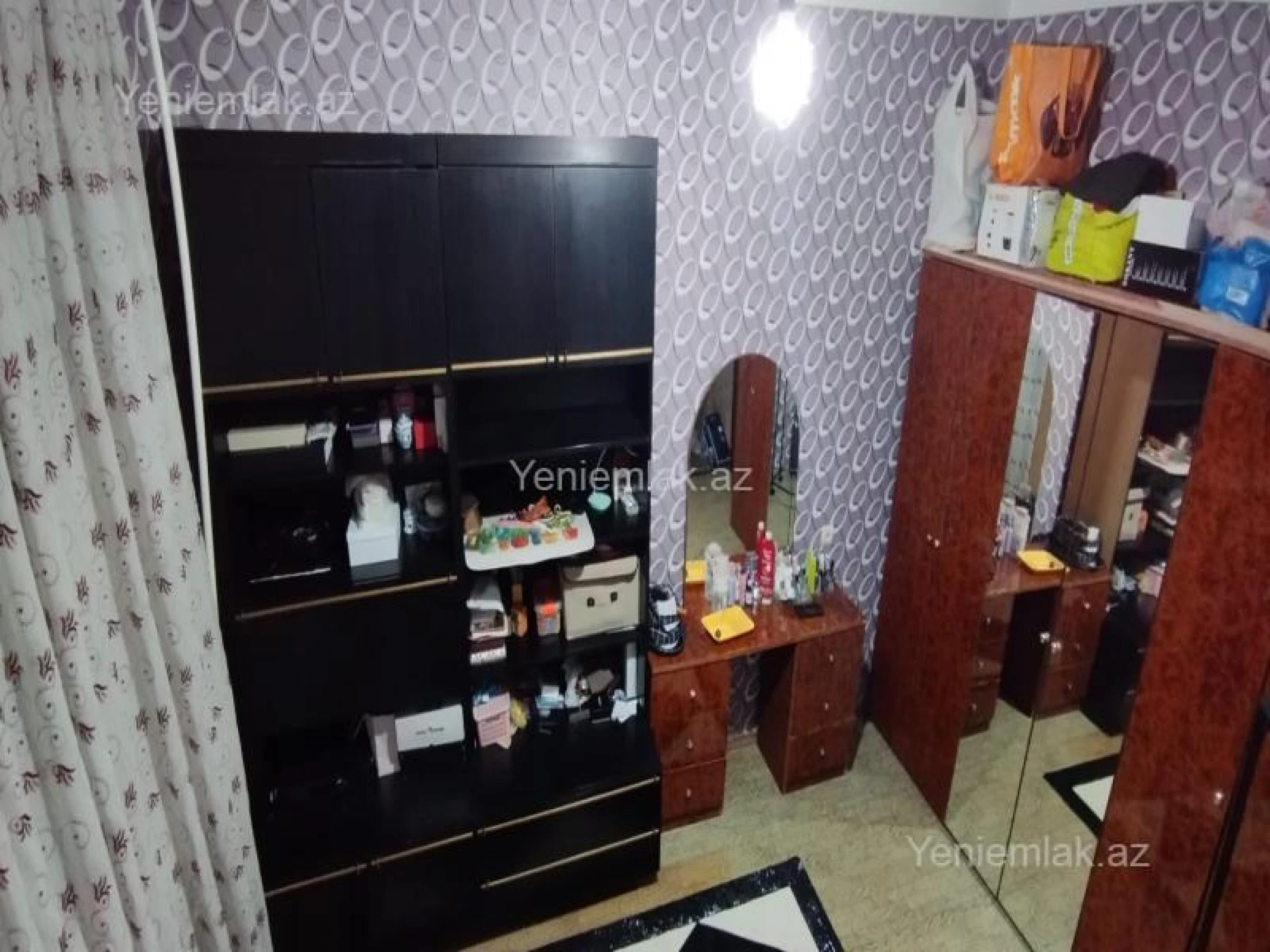 Satılır 3 otaqlı köhnə tikili 85 m²