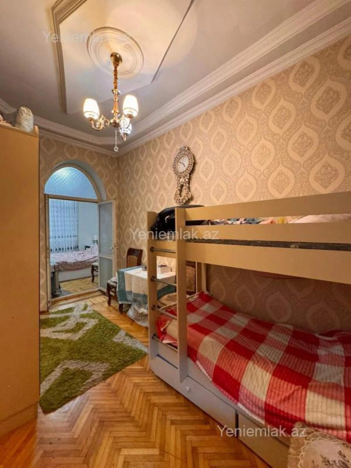 Satılır 3 otaqlı köhnə tikili 70 m²