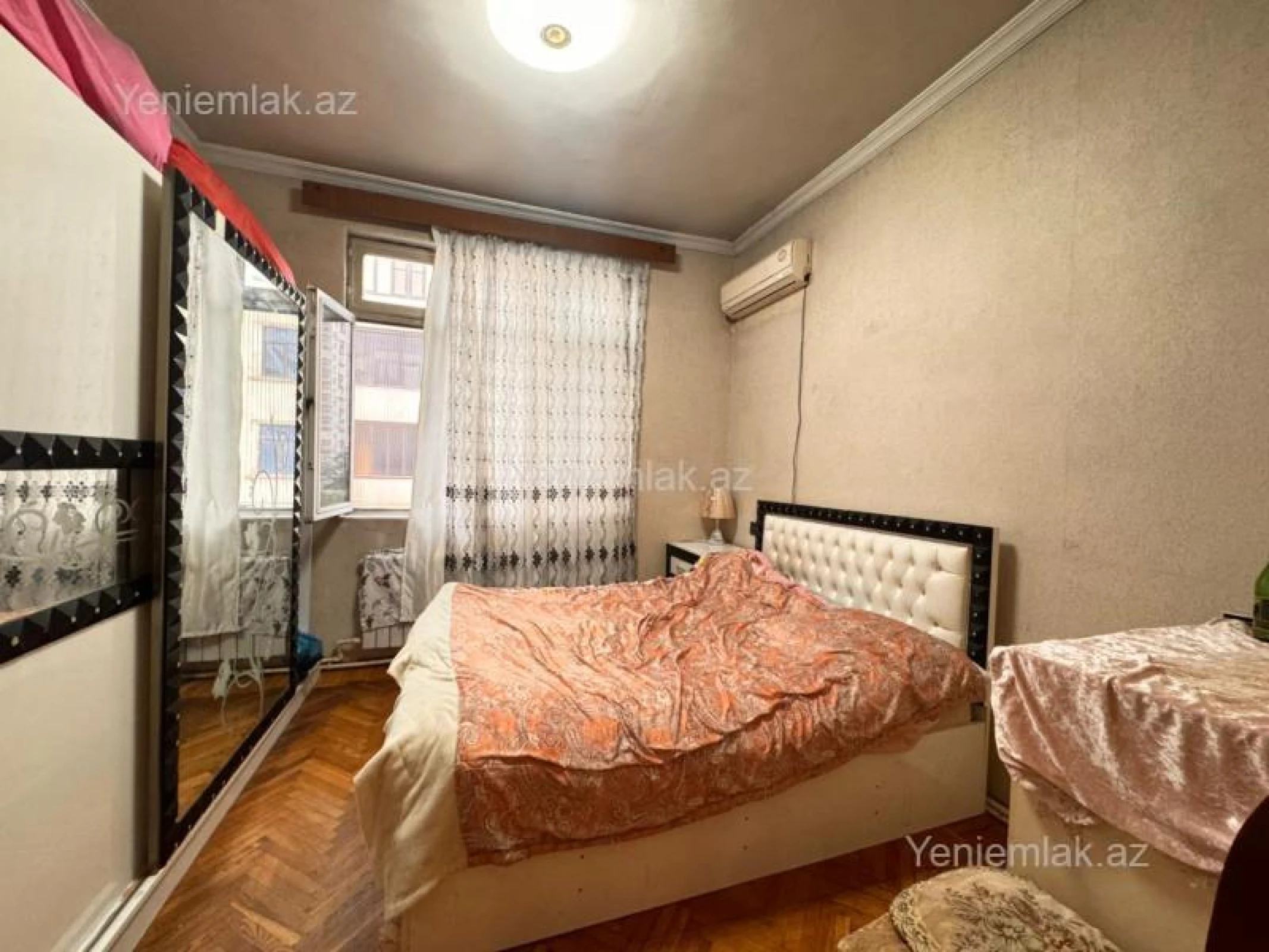 Satılır 3 otaqlı köhnə tikili 70 m²