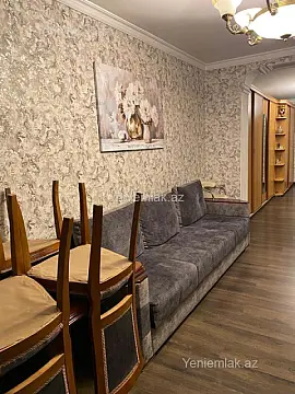 Satılır 4 otaqlı köhnə tikili 110 m²