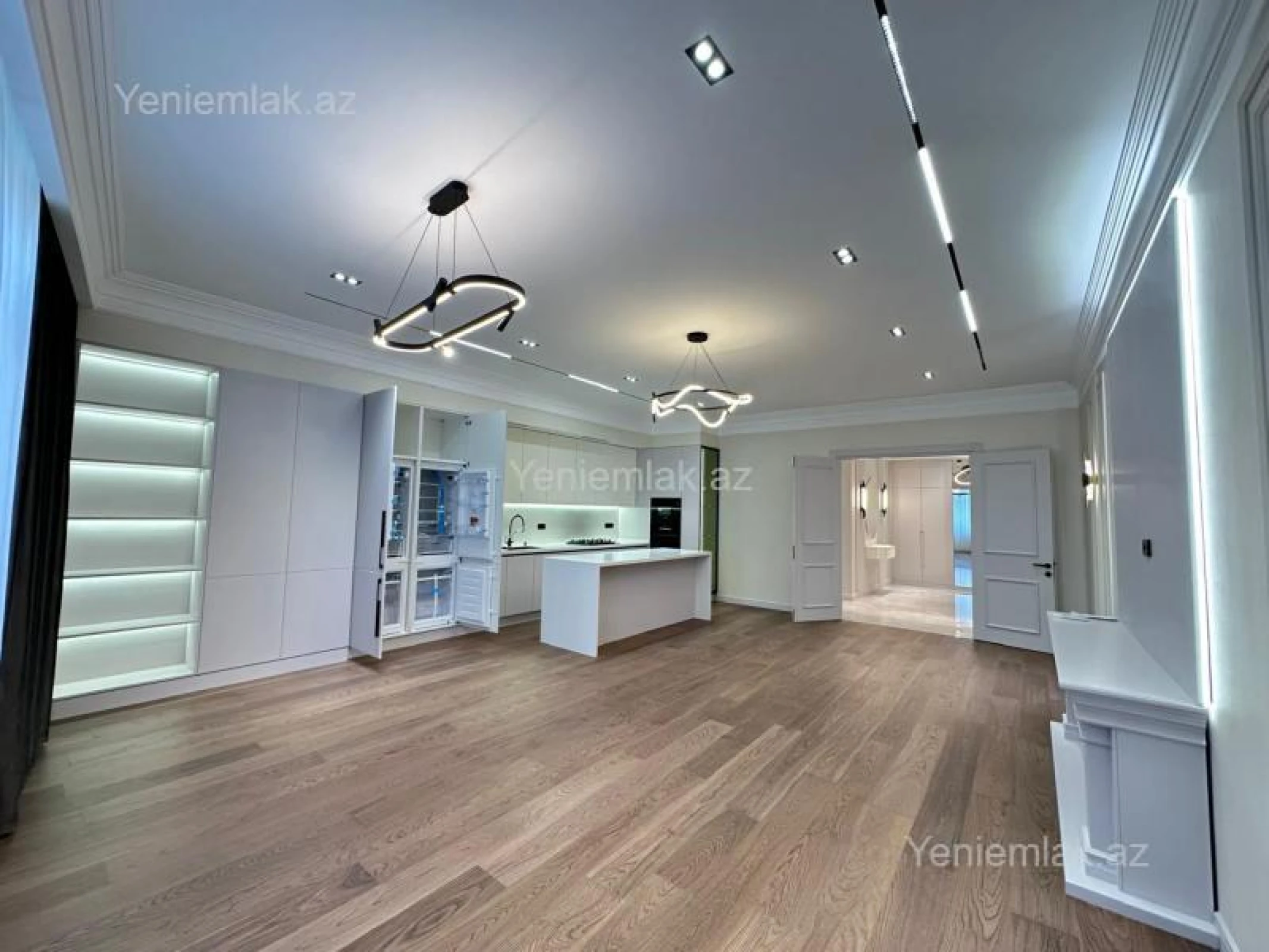 Satılır 4 otaqlı yeni tikili 190 m²