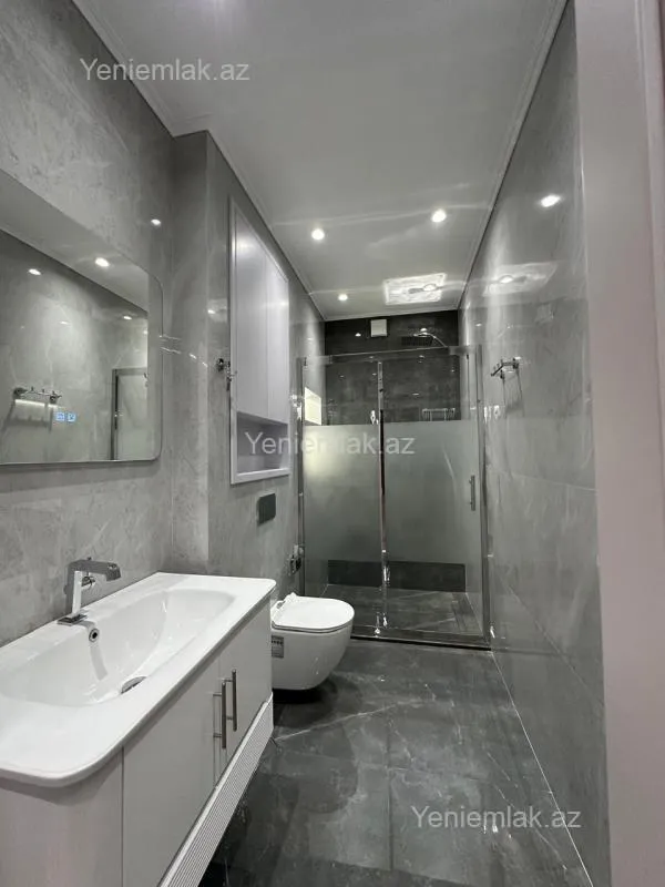 Satılır 4 otaqlı yeni tikili 190 m²