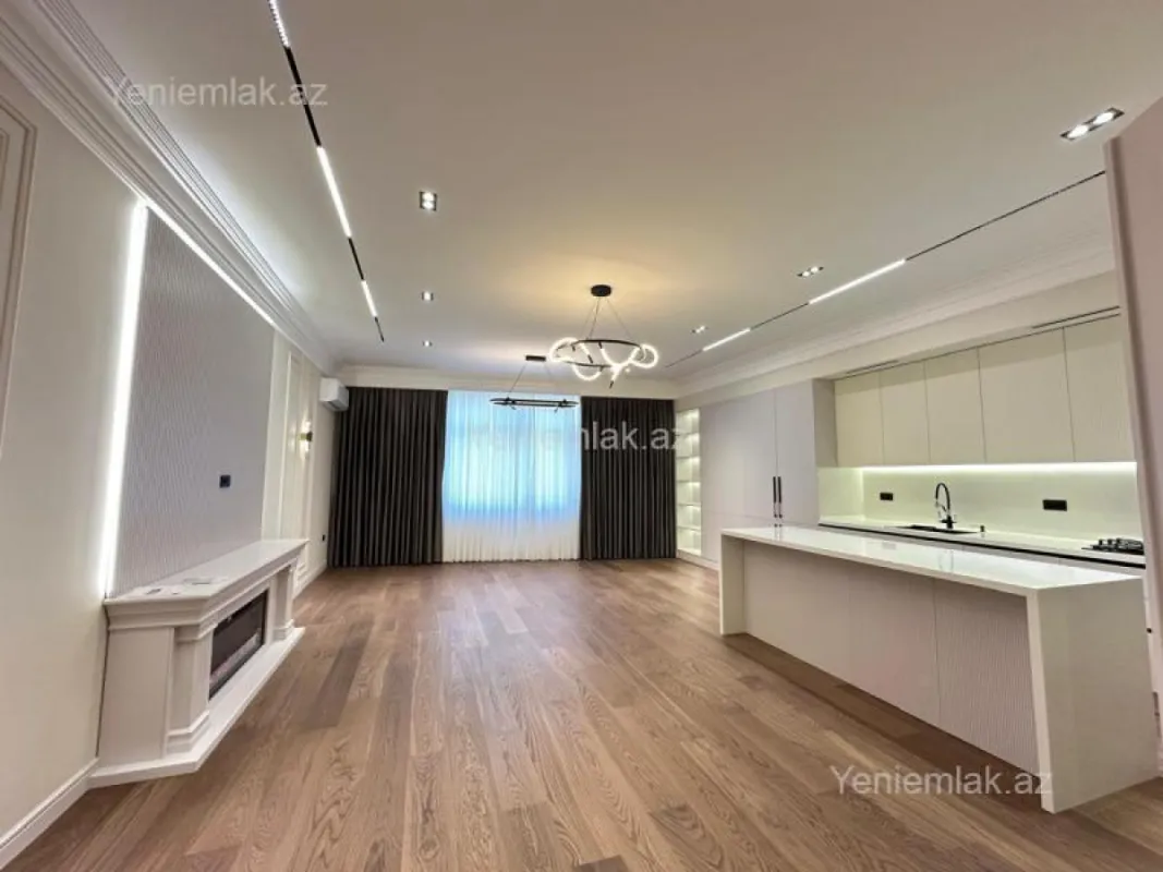 Satılır 4 otaqlı yeni tikili 190 m²