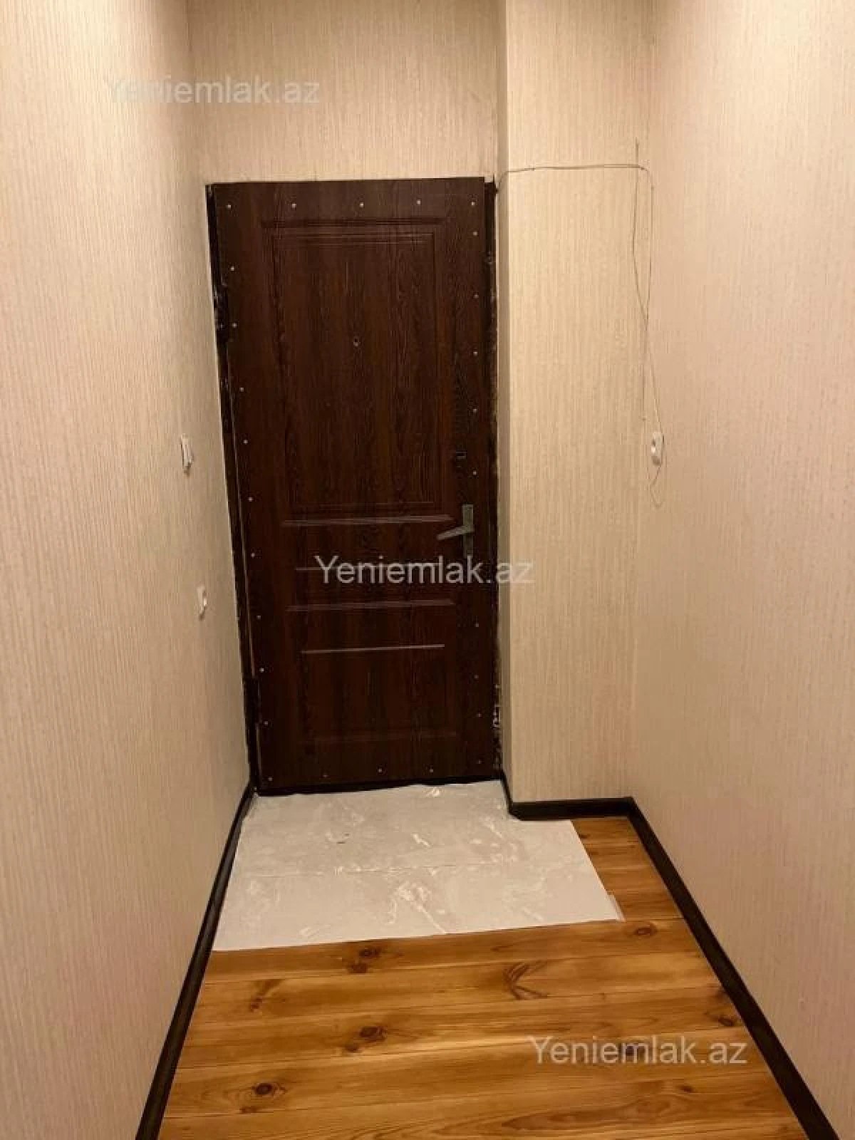 Satılır 2 otaqlı köhnə tikili 45 m²