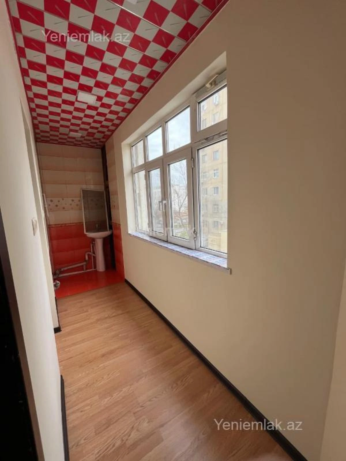 Satılır 2 otaqlı köhnə tikili 45 m²