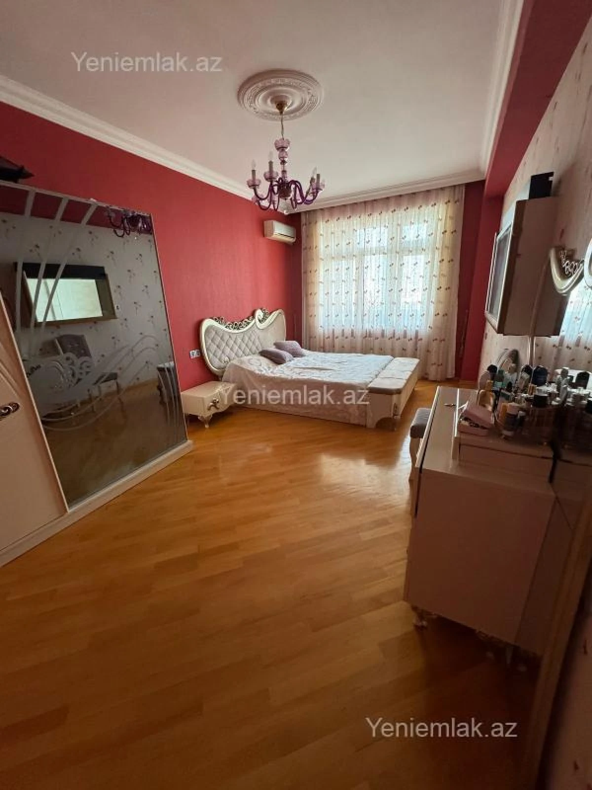 Satılır 3 otaqlı yeni tikili 153 m²