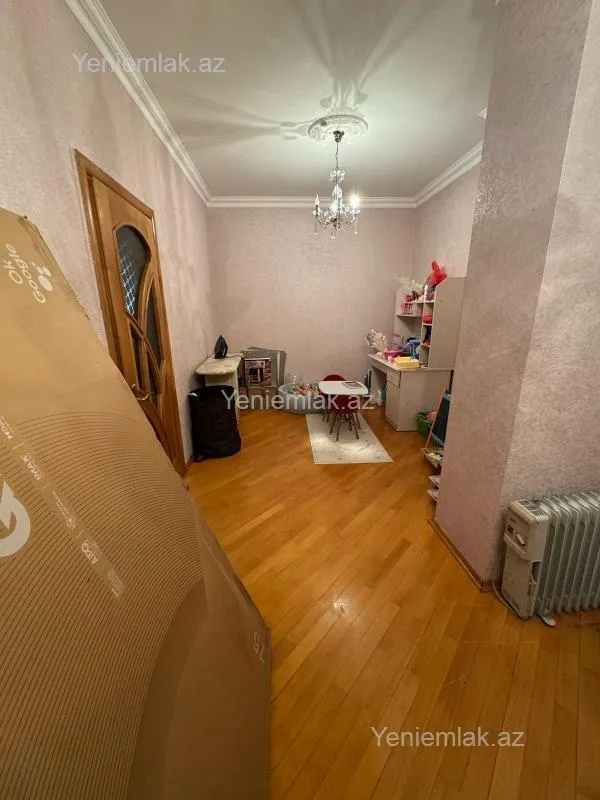 Satılır 3 otaqlı yeni tikili 153 m²