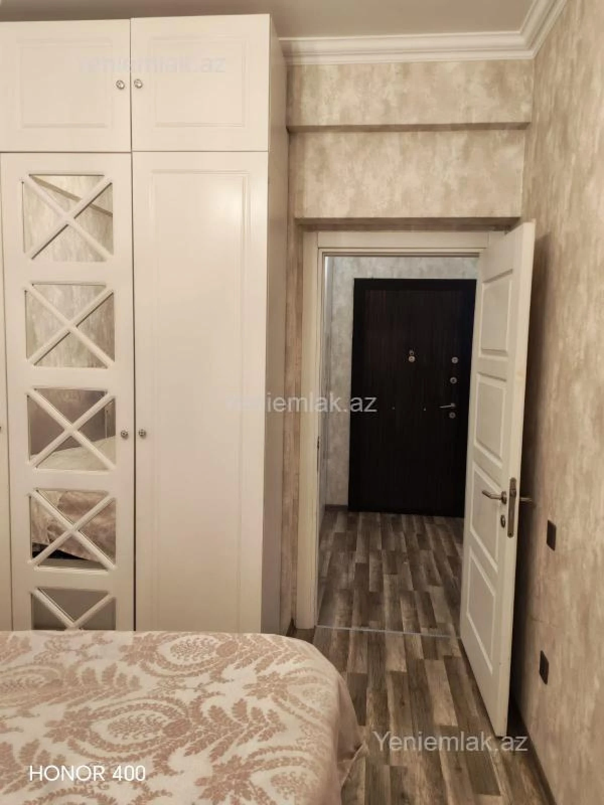 Satılır 2 otaqlı yeni tikili 78 m²