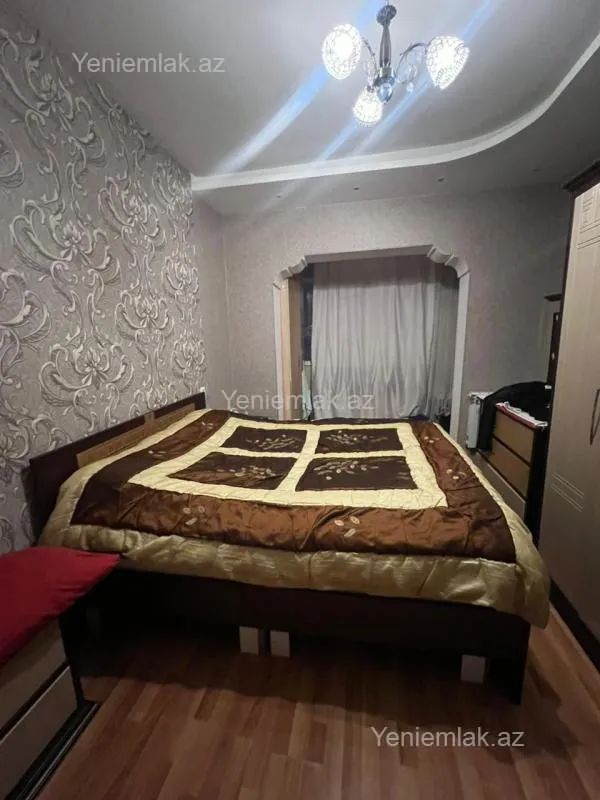Satılır 2 otaqlı köhnə tikili 60 m²