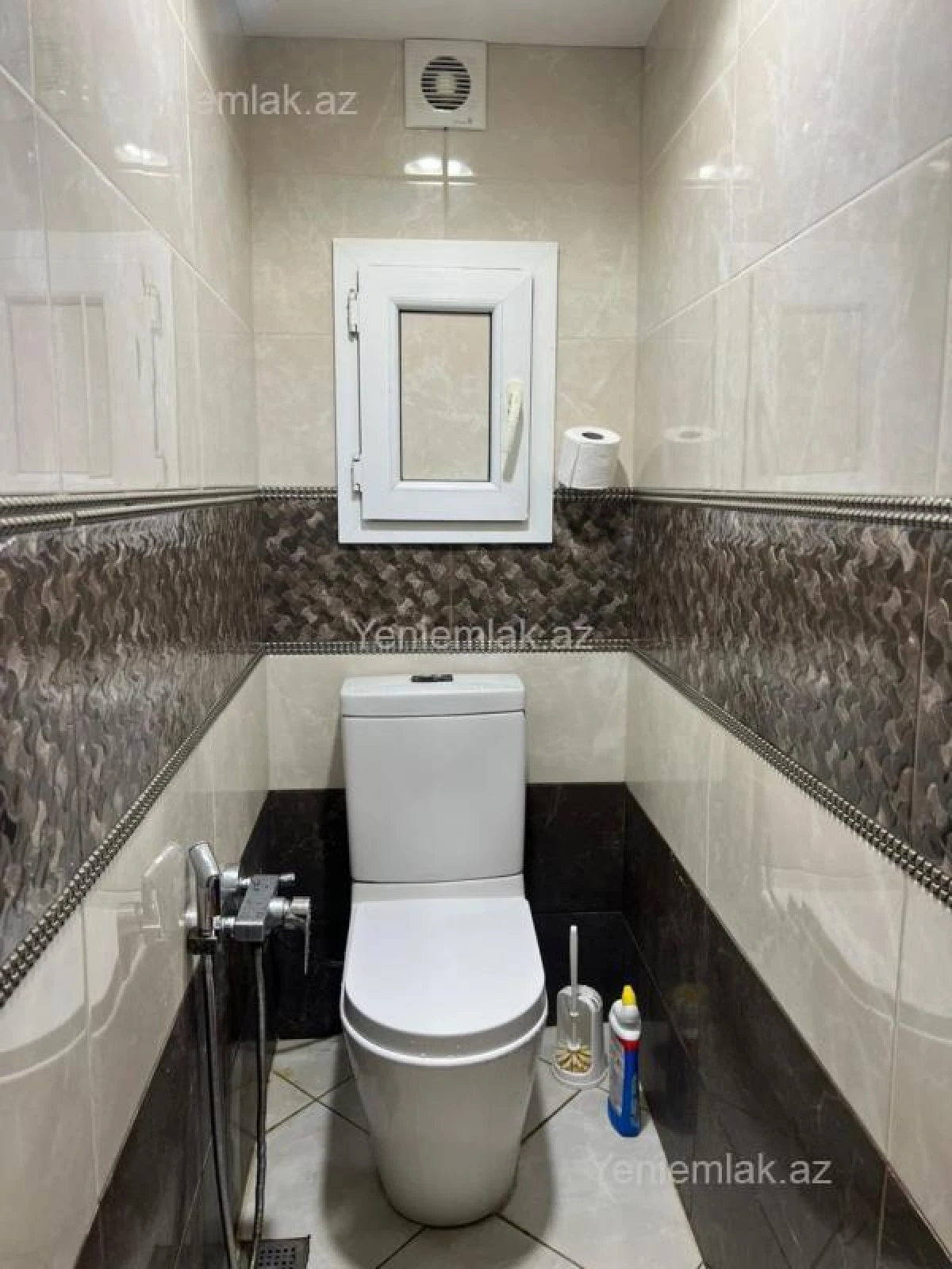 Satılır 2 otaqlı köhnə tikili 60 m²