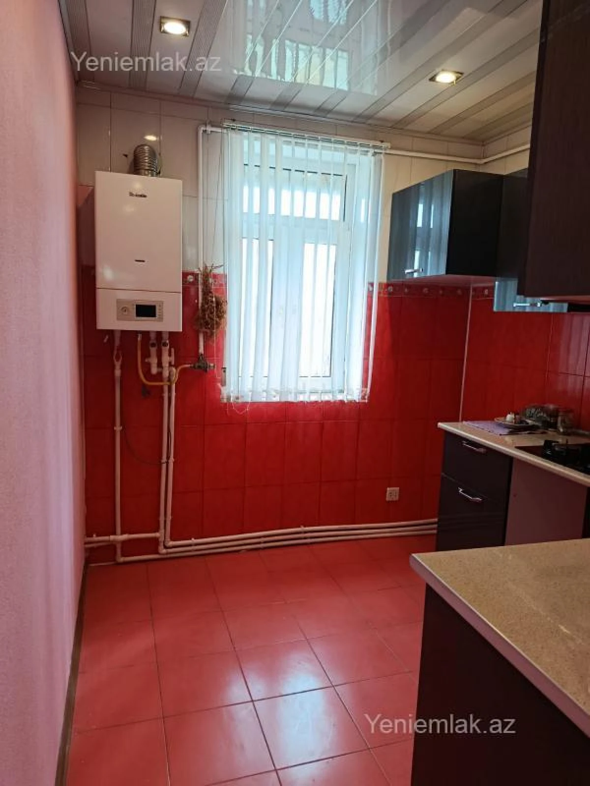 Satılır 3 otaqlı köhnə tikili 74 m²
