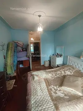 Satılır 2 otaqlı köhnə tikili 50 m²