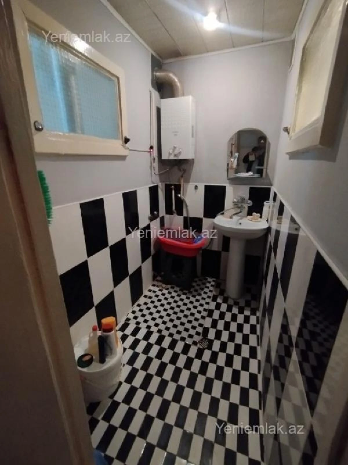 Satılır 2 otaqlı köhnə tikili 50 m²