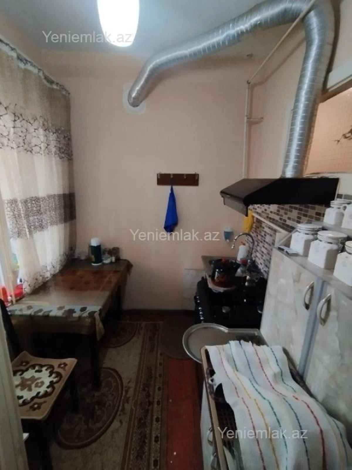 Satılır 2 otaqlı köhnə tikili 50 m²