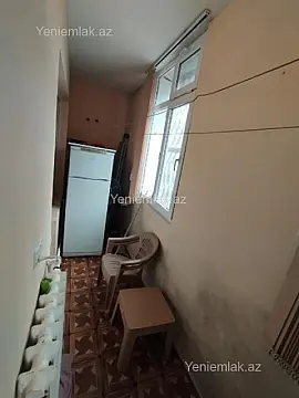 Satılır 2 otaqlı köhnə tikili 50 m²