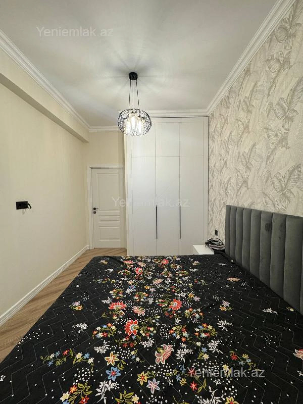 Satılır 3 otaqlı yeni tikili 105 m²