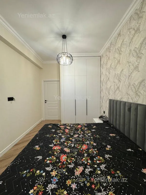 Satılır 3 otaqlı yeni tikili 105 m²