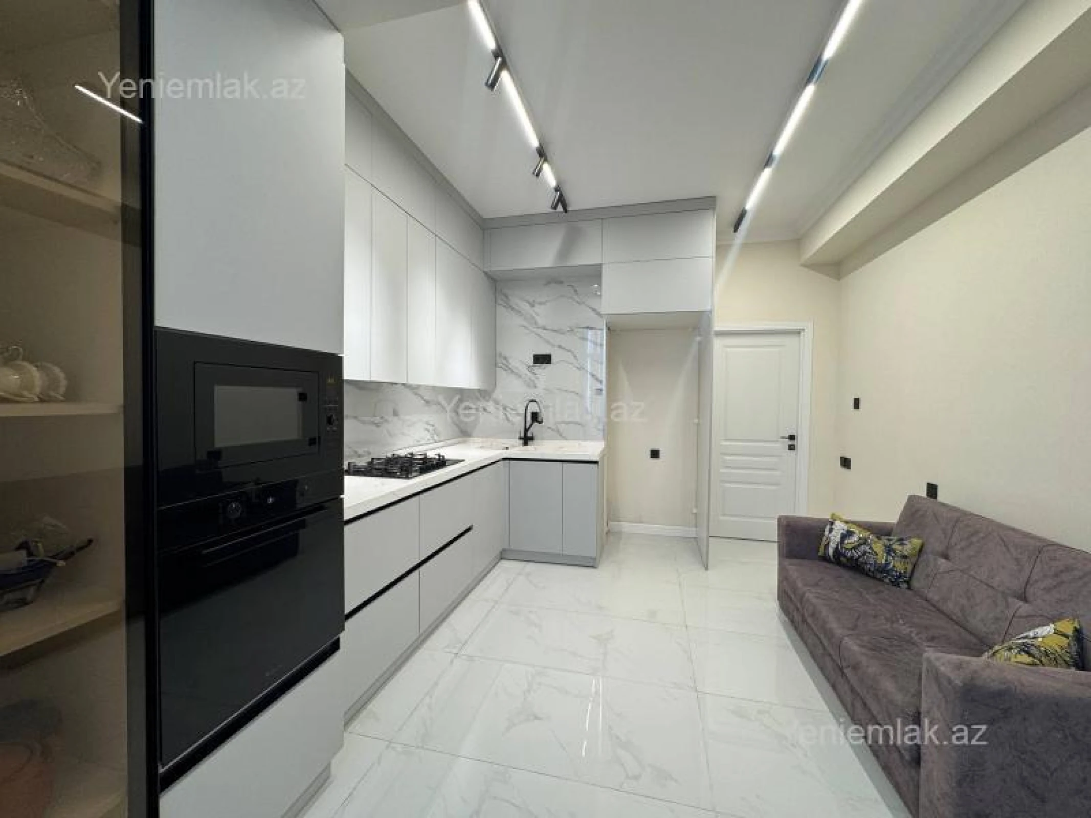Satılır 3 otaqlı yeni tikili 105 m²