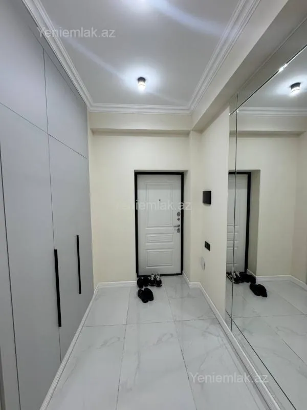 Satılır 3 otaqlı yeni tikili 105 m²