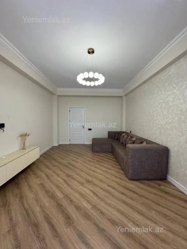 Satılır 3 otaqlı yeni tikili 105 m²