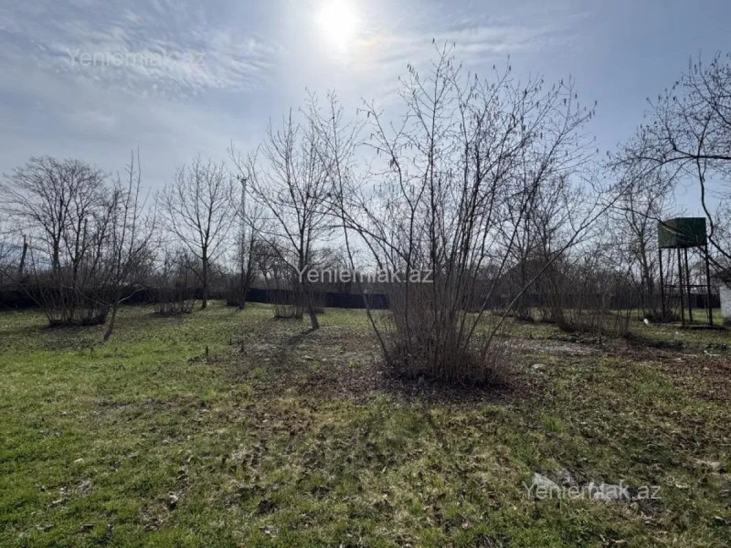 Satılır 5 otaqlı həyət evi 140 m²