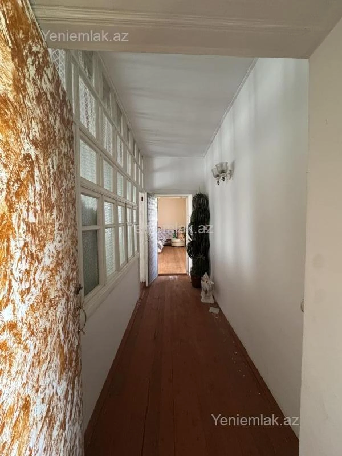 Satılır 5 otaqlı həyət evi 140 m²