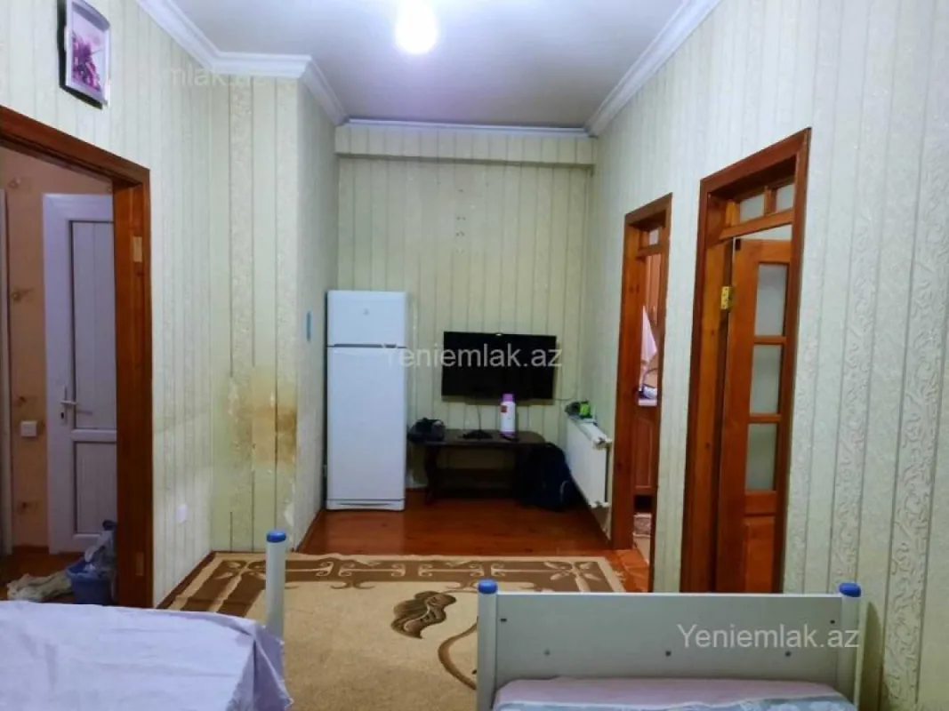 Satılır 2 otaqlı yeni tikili 60 m²
