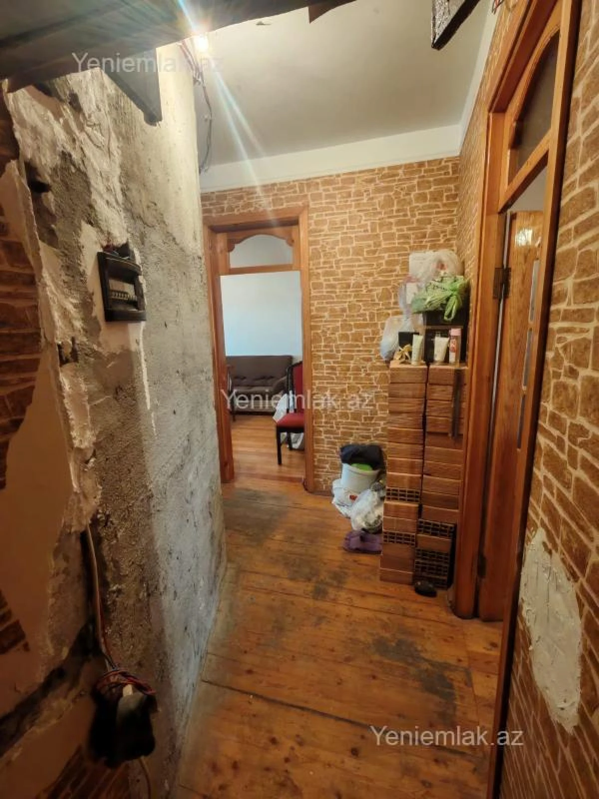 Satılır 2 otaqlı köhnə tikili 60 m²