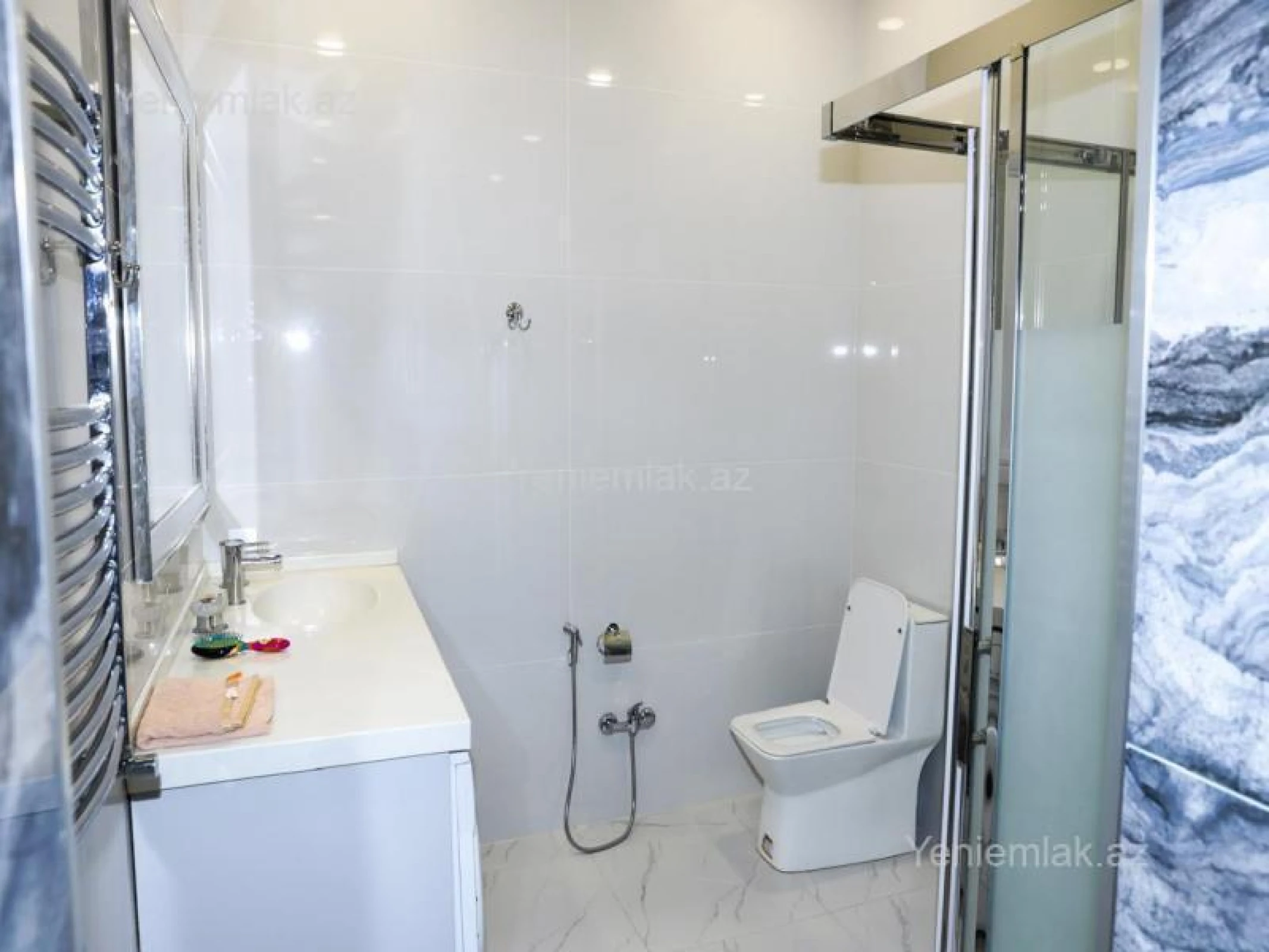 Satılır 3 otaqlı yeni tikili 89 m²