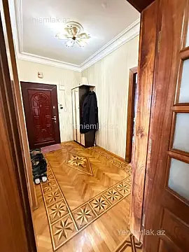 Satılır 3 otaqlı köhnə tikili 90 m²