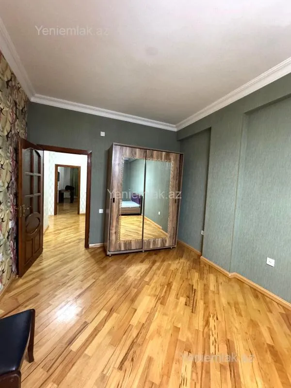 Satılır 2 otaqlı yeni tikili 90 m²