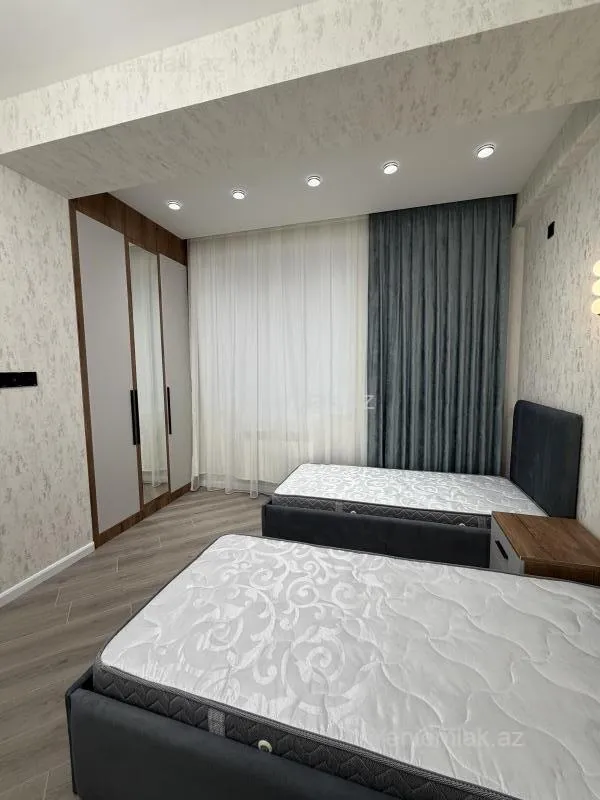 Satılır 3 otaqlı yeni tikili 107 m²