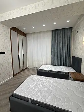 Satılır 3 otaqlı yeni tikili 107 m²