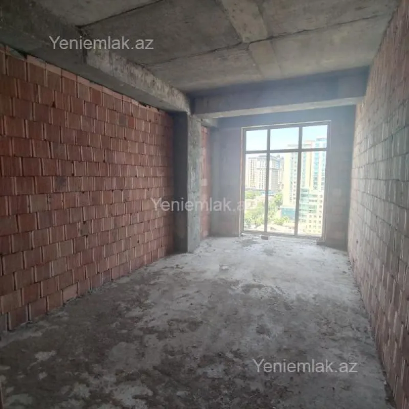 Satılır 3 otaqlı yeni tikili 140 m²