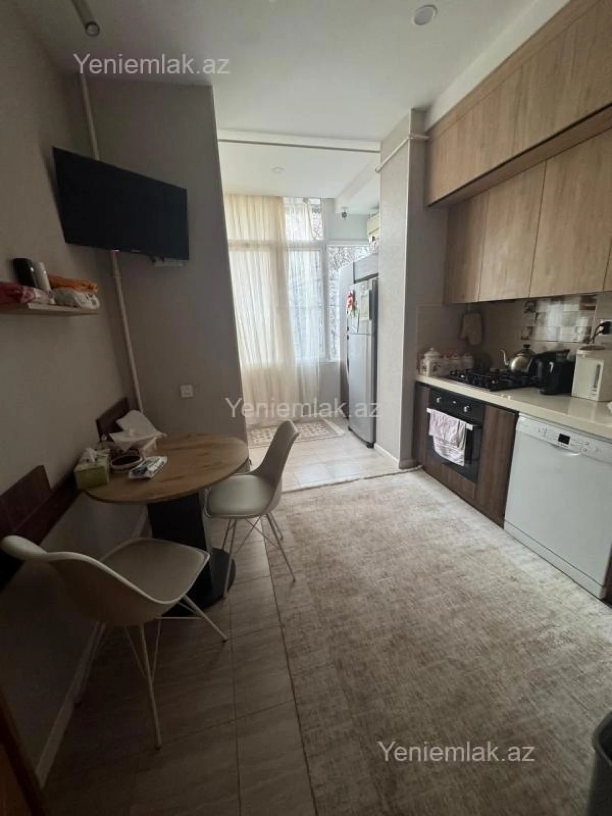 Satılır 3 otaqlı köhnə tikili 90 m²