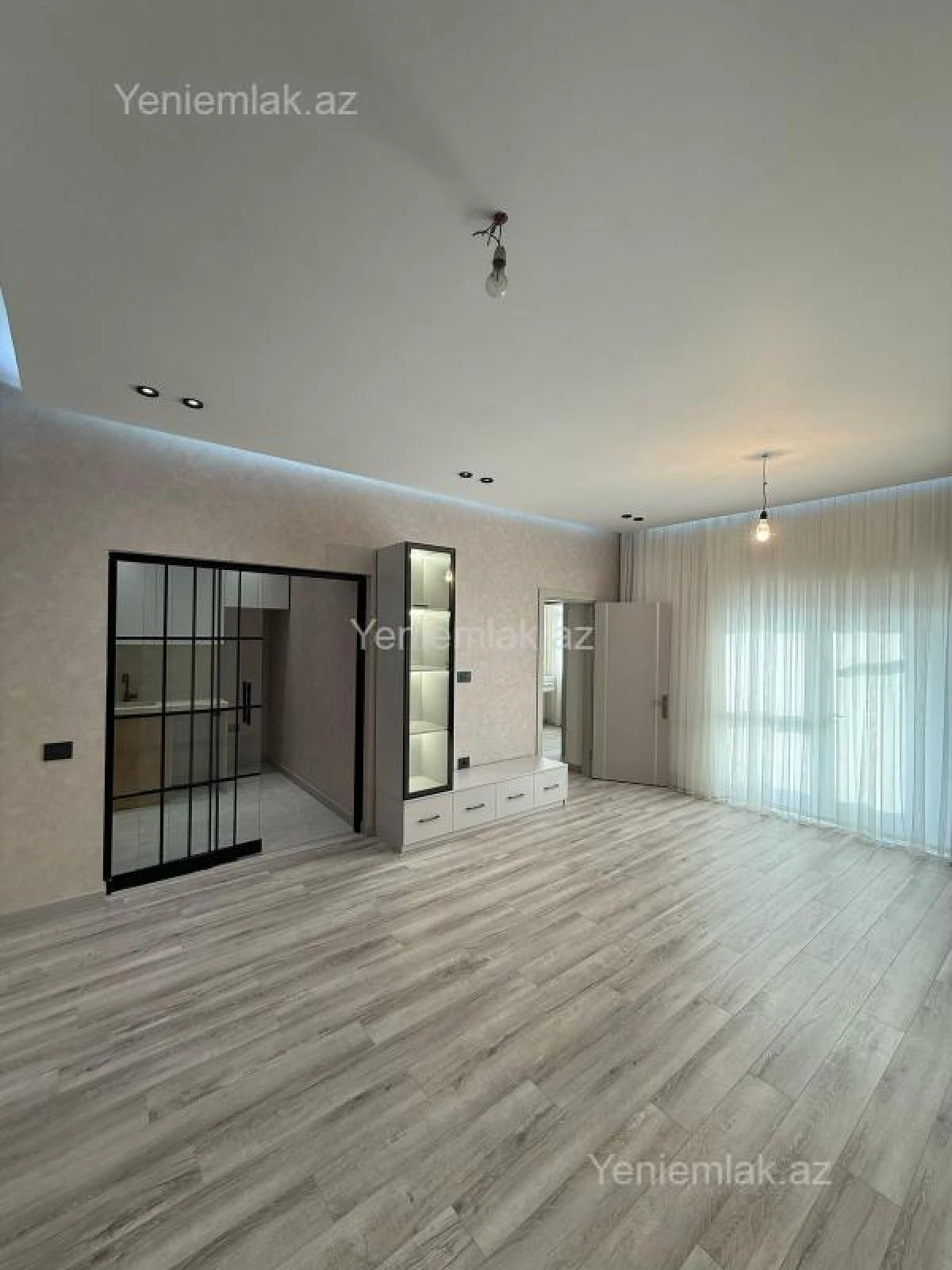 Satılır 2 otaqlı yeni tikili 73 m²