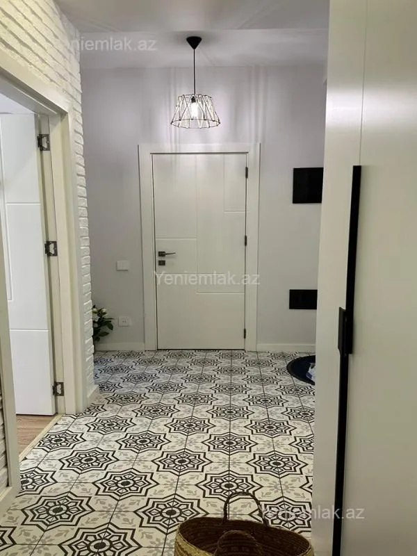 Satılır 3 otaqlı yeni tikili 80 m²