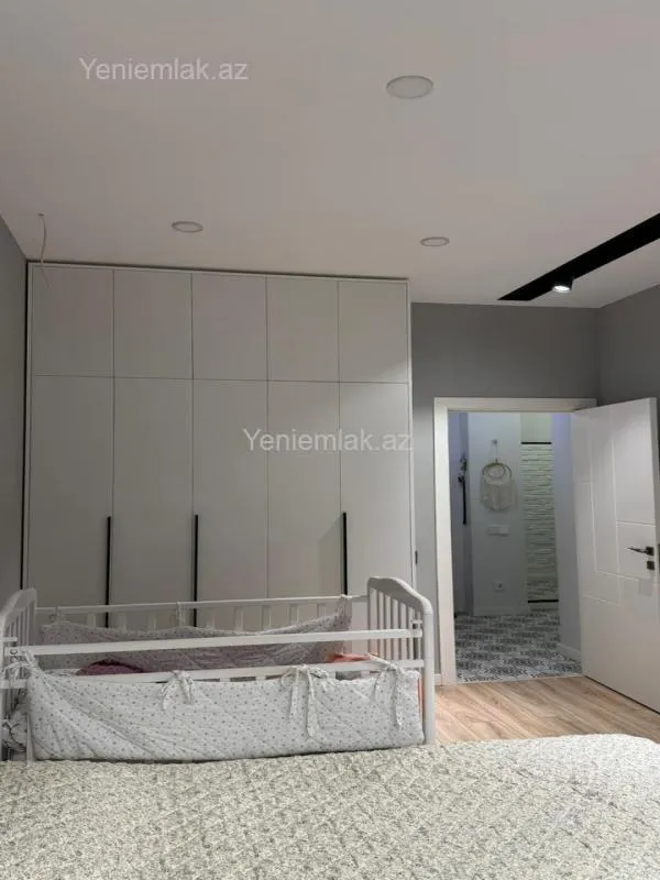 Satılır 3 otaqlı yeni tikili 80 m²