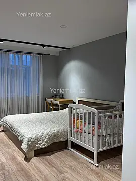 Satılır 3 otaqlı yeni tikili 80 m²