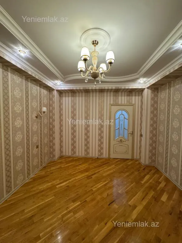 Satılır 4 otaqlı yeni tikili 120 m²