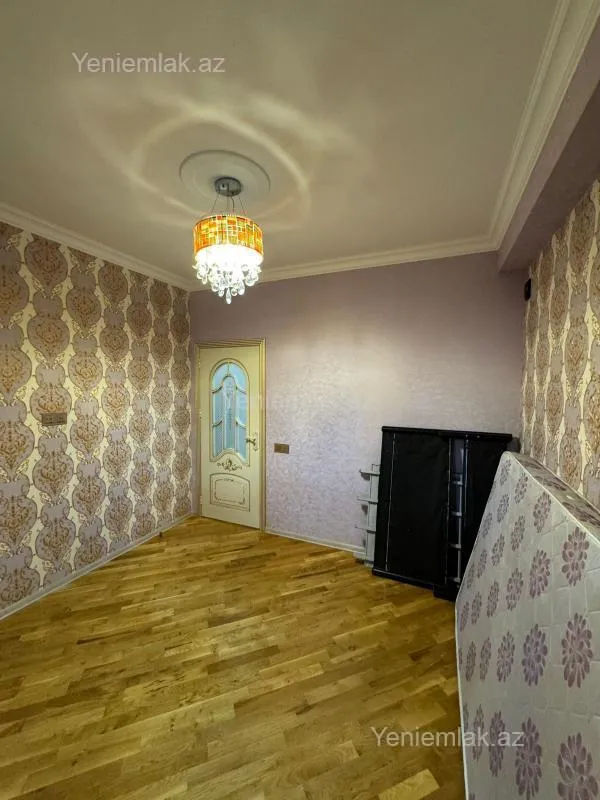 Satılır 4 otaqlı yeni tikili 120 m²