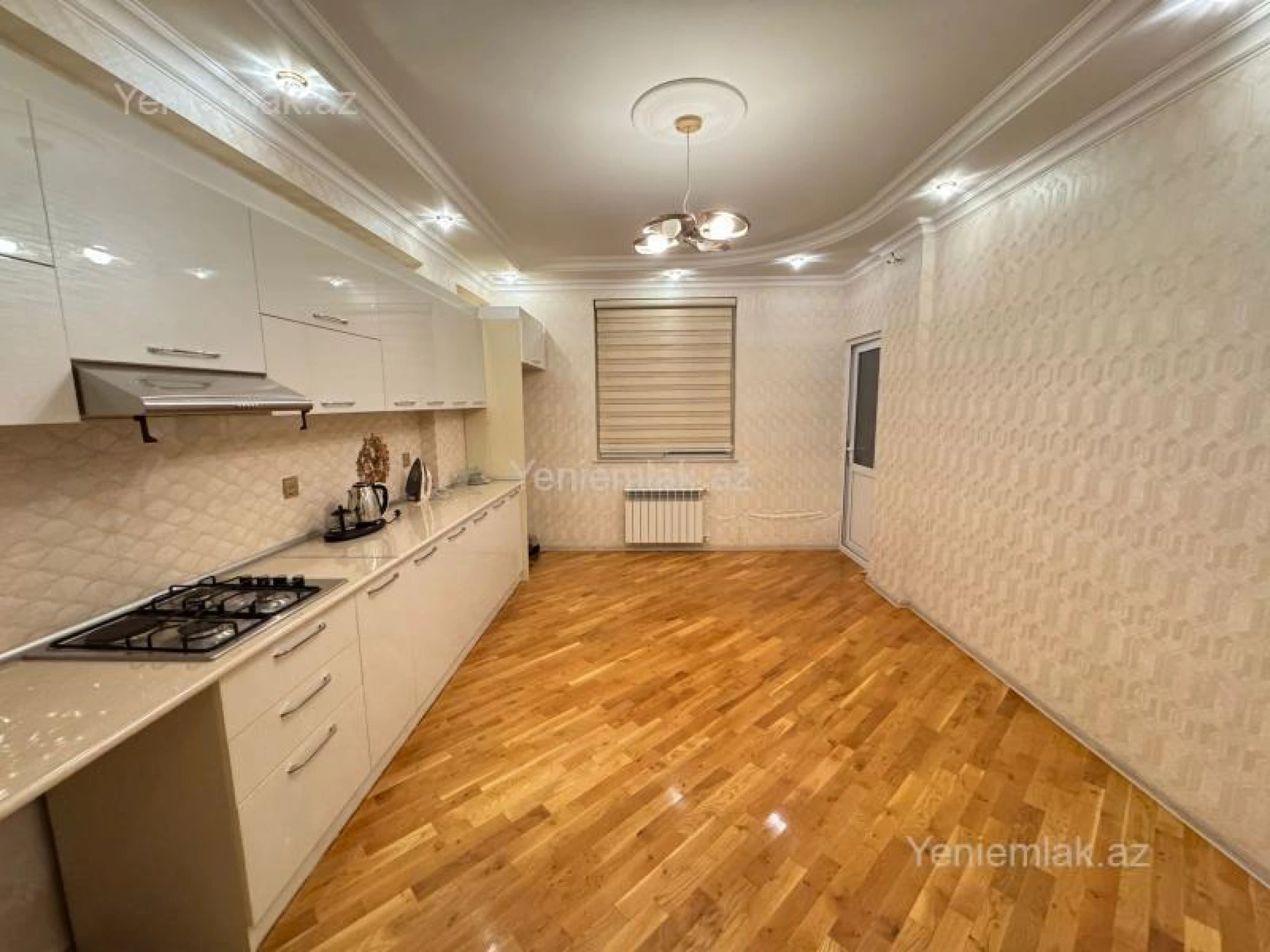 Satılır 4 otaqlı yeni tikili 120 m²