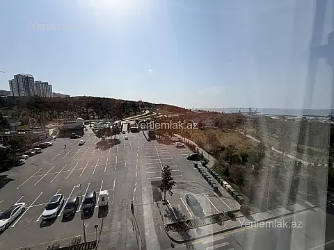 Satılır 4 otaqlı yeni tikili 131 m²