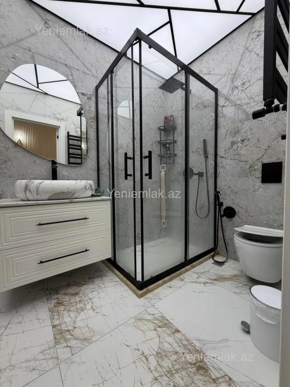 Satılır 4 otaqlı yeni tikili 131 m²